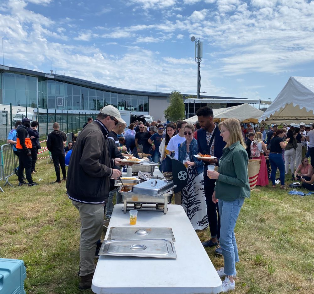 Repas champêtre organisé par le CEZABB en 2022, à l'occasion de la Fête de la Musique